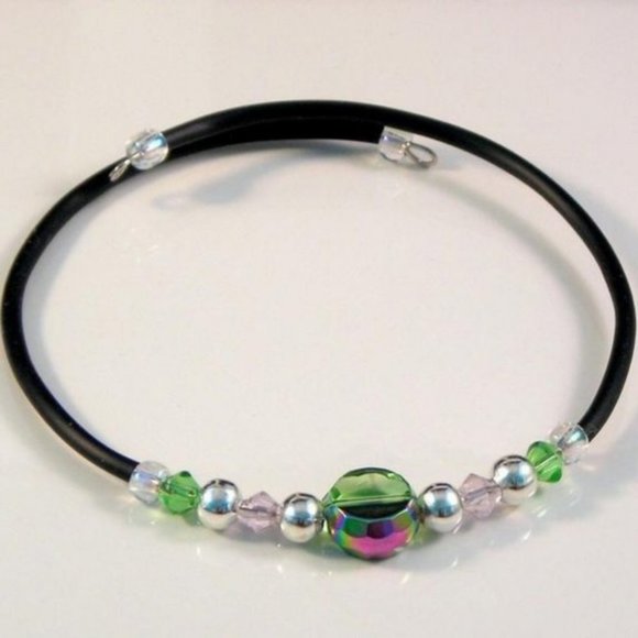 ❤️ NEW Bracelet Green & Pink Iridescent Beads - Picture 1 of 3